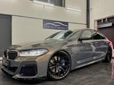 BMW M550i INDIVIDUAL*LASER*21ZOLL*HUD*STHZ*AHK - gebrauchte BMW M550 aus dem Jahr 2020