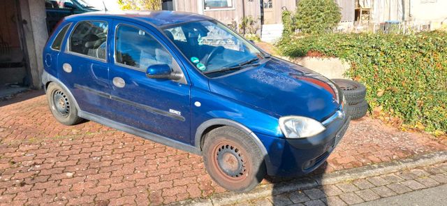 Opel corsa 1.2 benzin