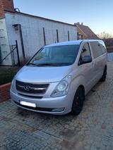Hyundai H-1 Starex - Hyundai H-1 Starex 8-Sitzer