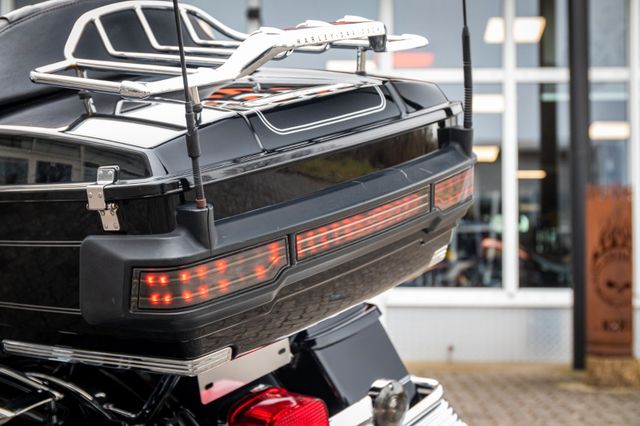 Fahrzeugabbildung Harley-Davidson FLHTCU Ultra Classic Electra Glide JEKILL & HYDE