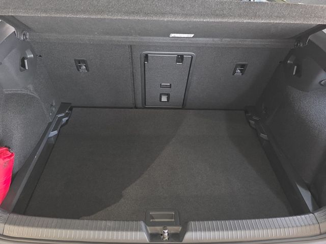 Golf VIII United 1.5 TSI 6-Gang*STANDHEIZUNG*