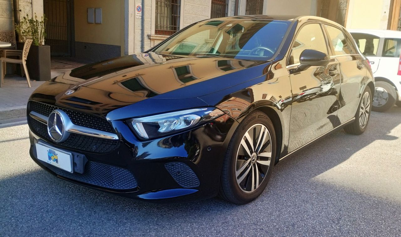 Mercedes-Benz Mercedes-benz A 180 d Automatic Business imagem 2
