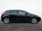 Opel Astra J Lim. Design Edition 1.4 T SHZ,MFL,Temp - Opel Astra mit Benzin-Antrieb: Limousine, 1.4