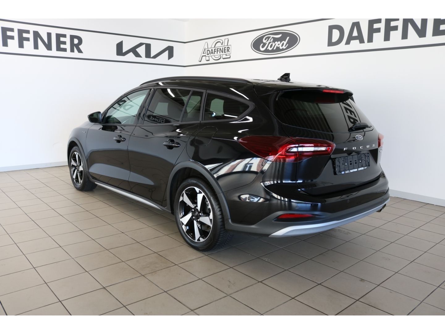 Fahrzeugabbildung Ford Focus Active X  LED Kamera VerkehrszeichenERK