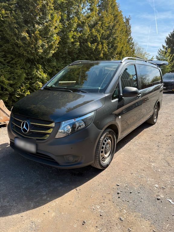 Image of Mercedes-Benz Vito