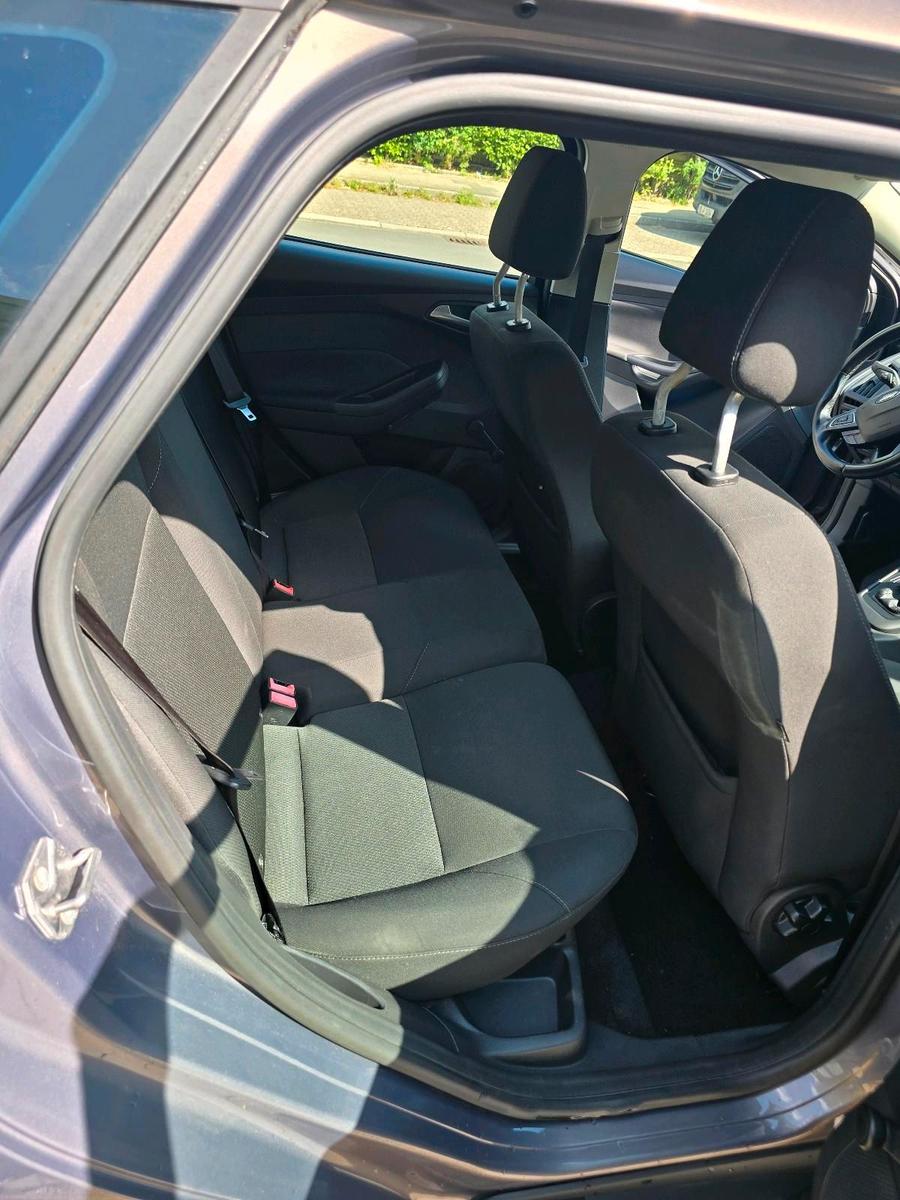 Ford Focus 2015 — photo 5