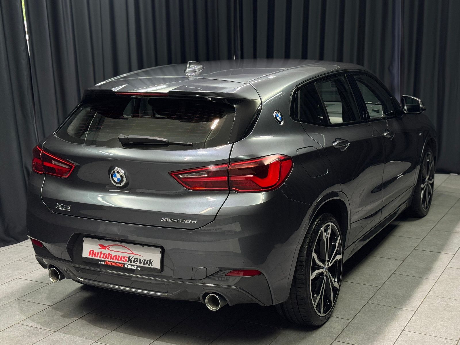 Fahrzeugabbildung BMW BMW X2 20d|M Sport|Individual|AHK|Kamera|