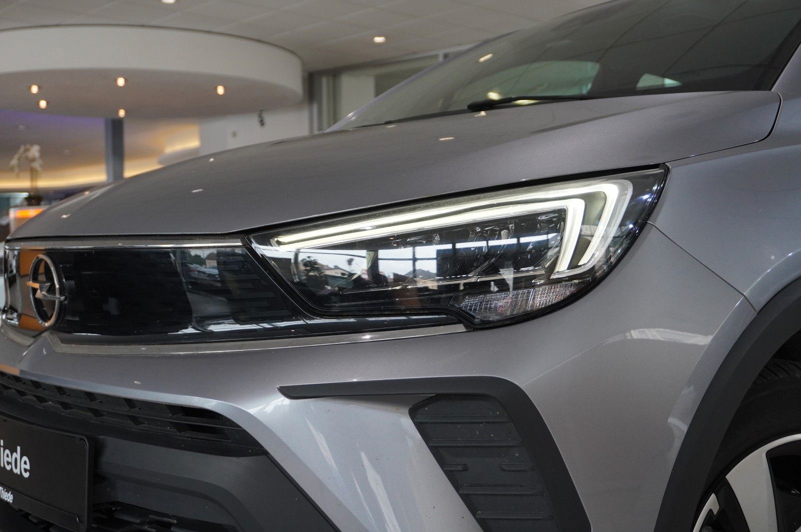 Fahrzeugabbildung Opel Crossland (X) 1.2 EDITION NAVI/LED/KAMERA/DAB+