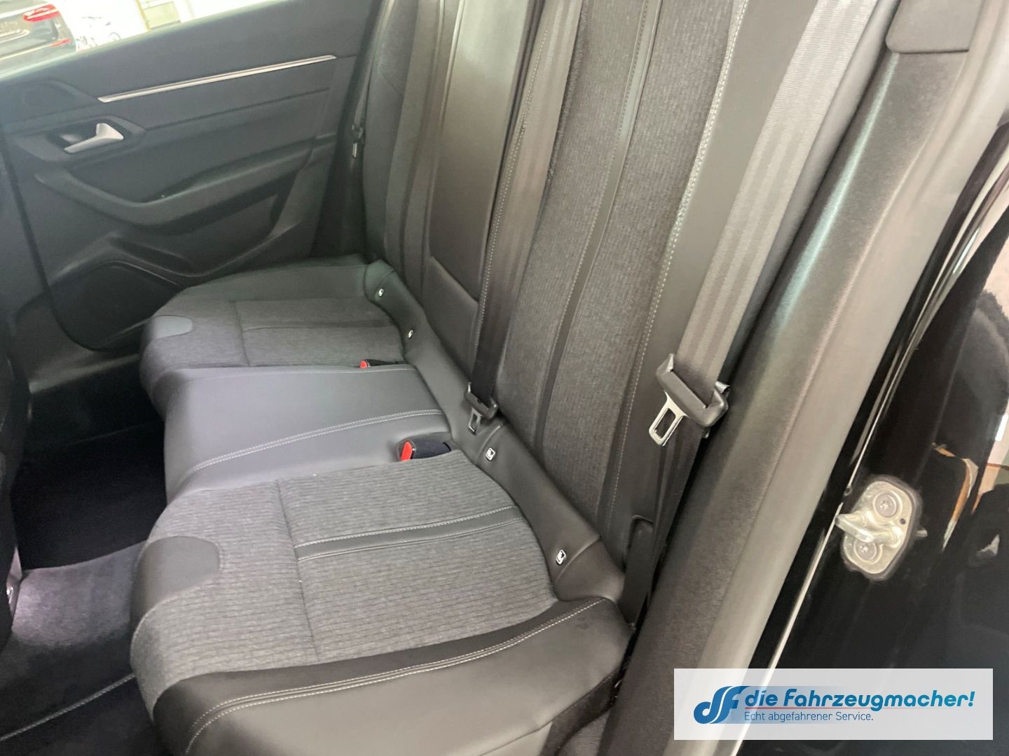 Fahrzeugabbildung Peugeot 508 SW Allure Pack 1.5 BlueHDi 130 EU6d