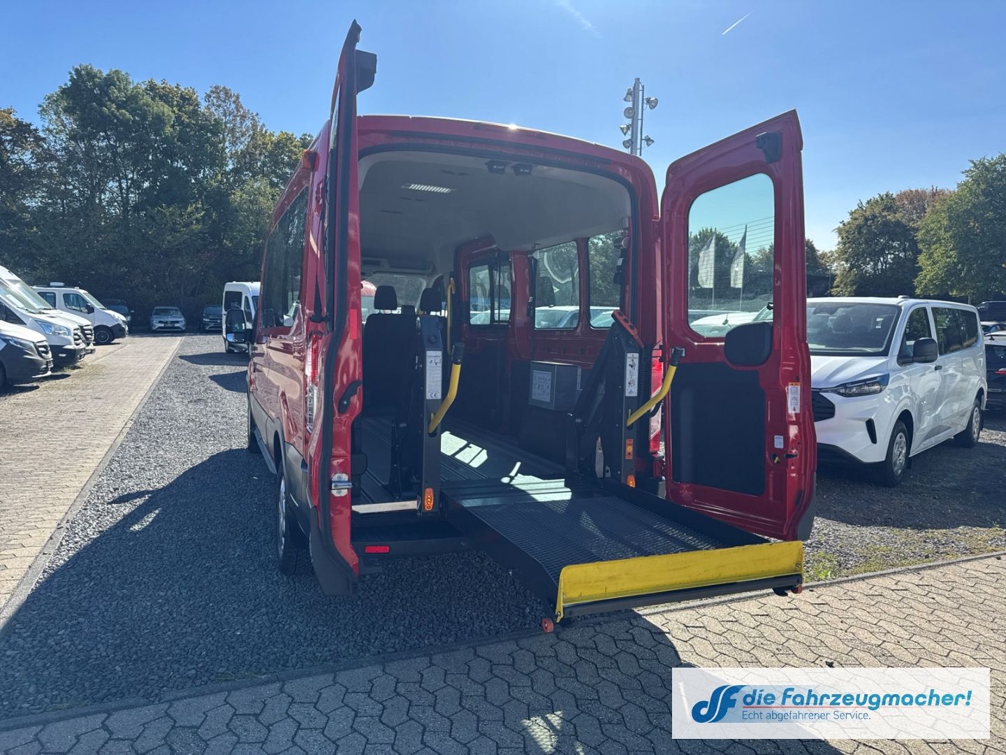 Fahrzeugabbildung Ford Transit Kombi 350 L3 Trend 2.2 TDCi DPF *7155 *K