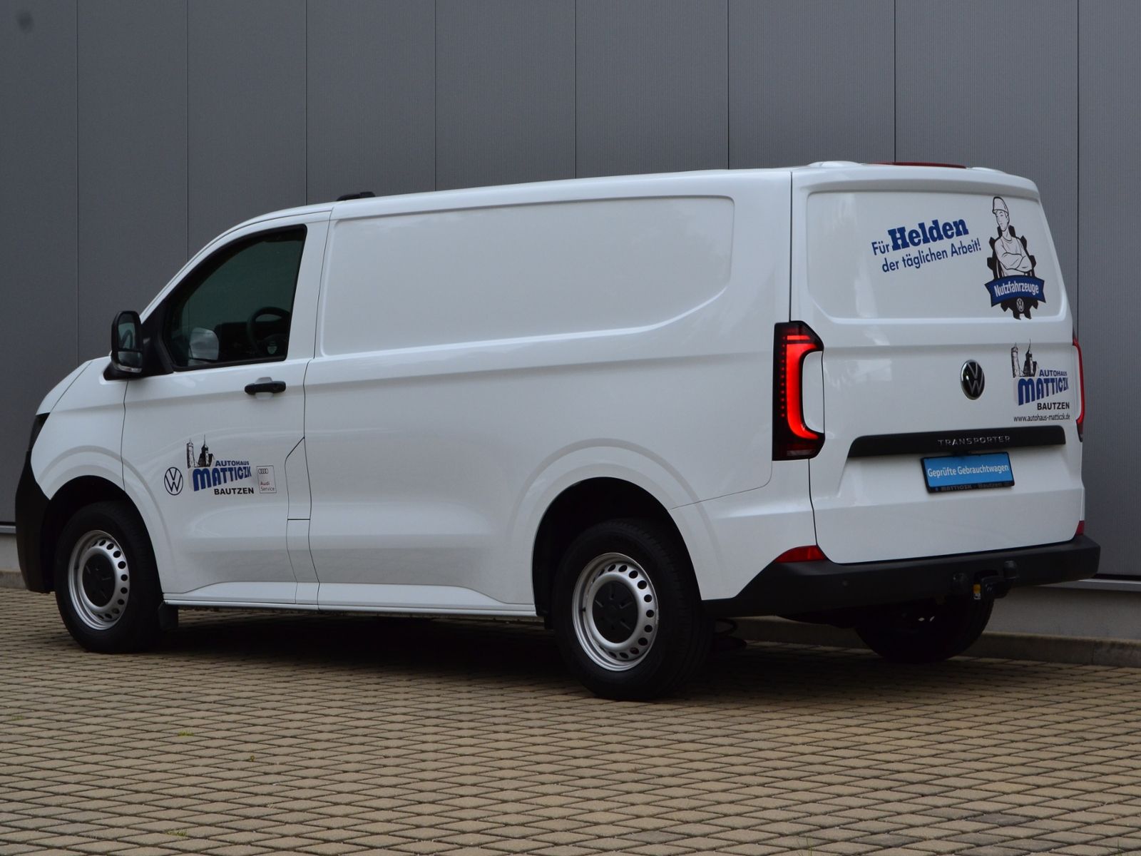 T7 Transporter Kasten 2.0 TDI 150 PS EXTERIEUR/A