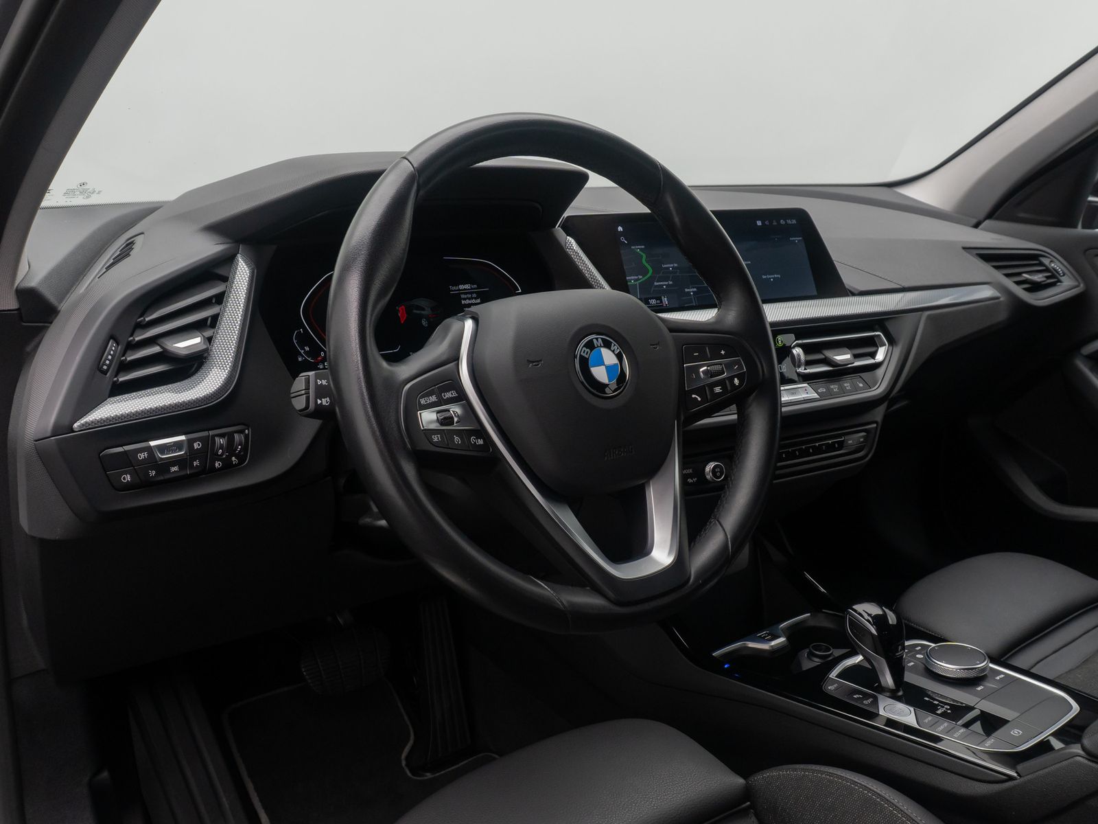 Fahrzeugabbildung BMW 118i Sport Line DAB CockPitPr PDC Fernlichtassis