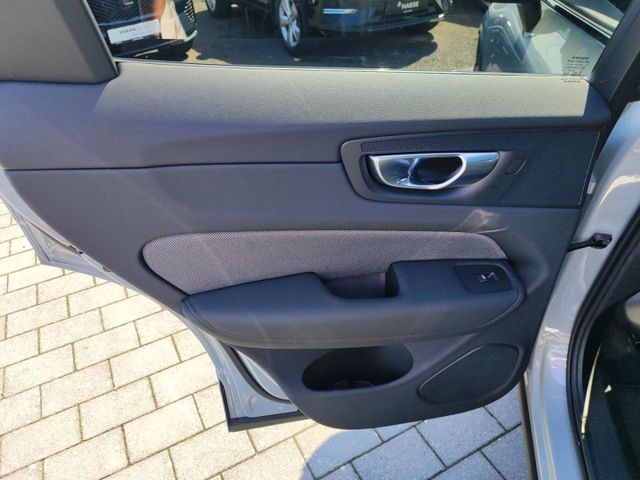 VOLVO XC 60 (Bild 19 von Array)