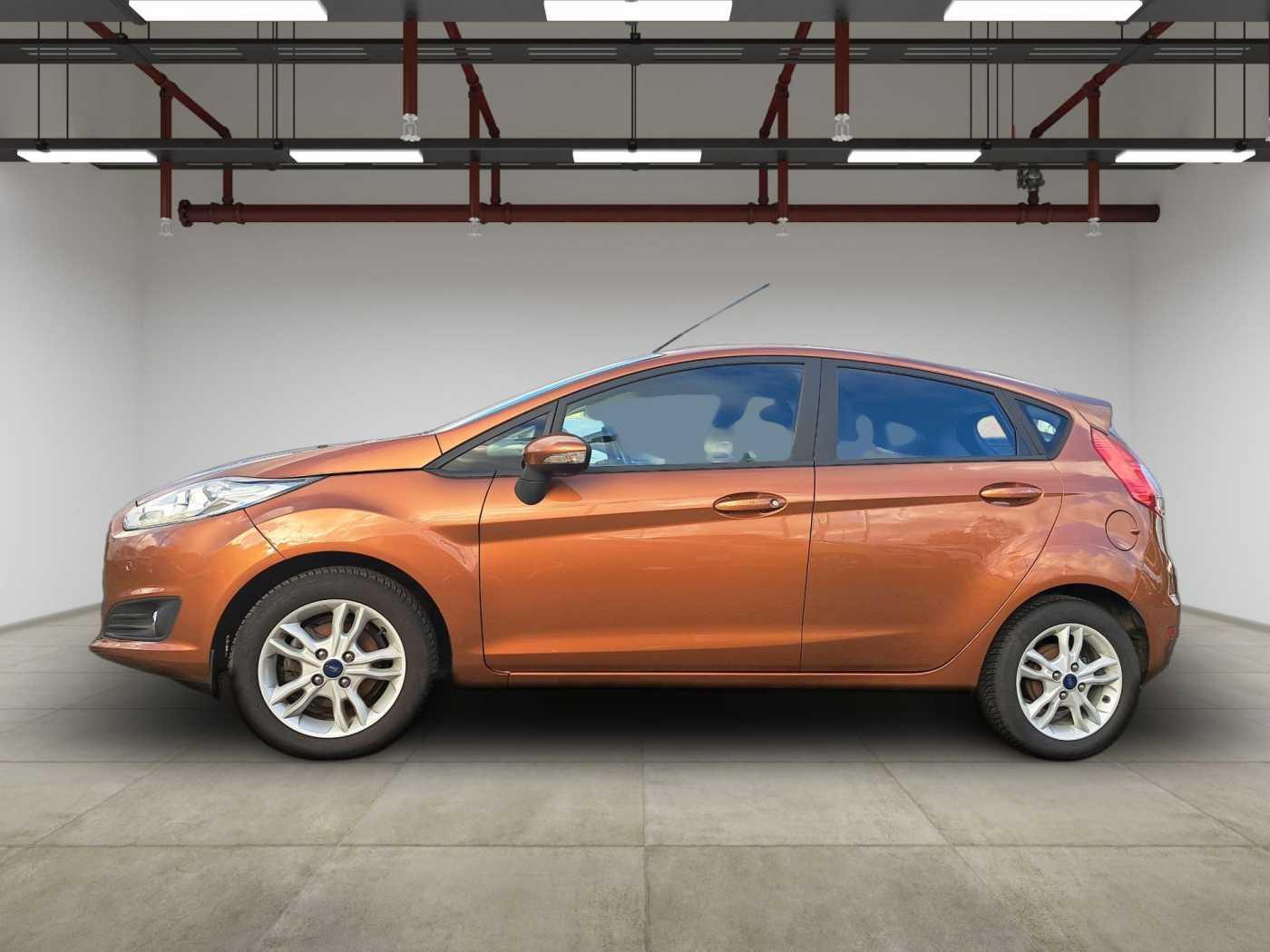 Ford Fiesta Celebration GJR+FSH+SHZ+PDC