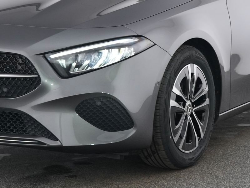 Mercedes-Benz A 180 Progressive LED Kamera SHZ Winter 17' foto 4