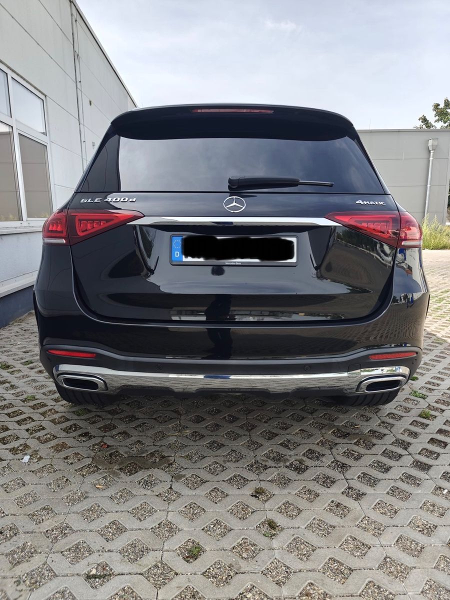 Mercedes-Benz GLE 400d 4Matic/ AMG-LINE/ Burmester/ Pano/ 360° foto 4