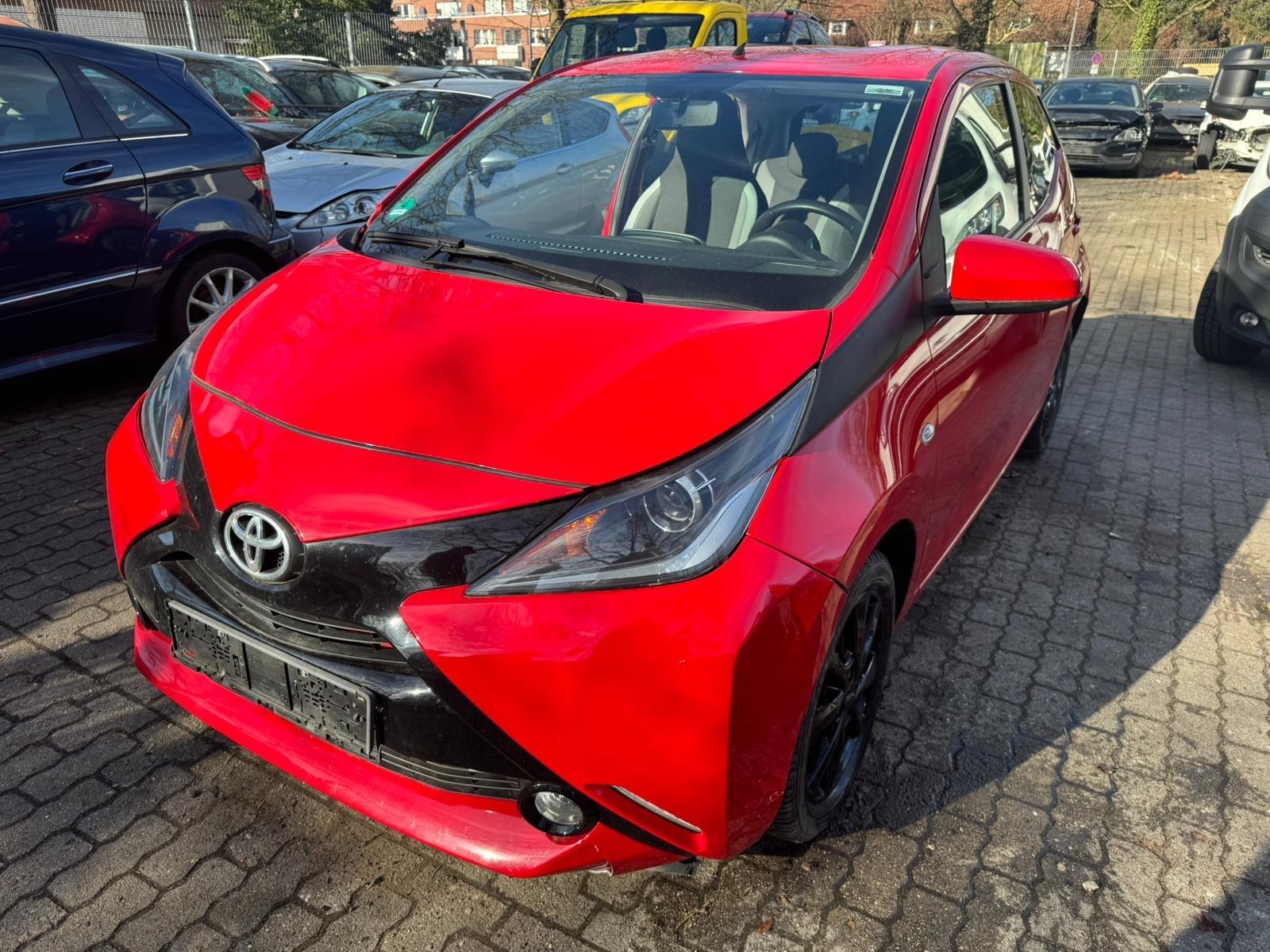 Toyota Aygo (X) 1,0-l-VVT-i x-play