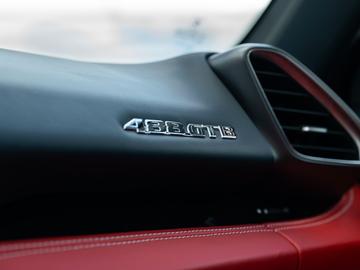 صورة مصغرة 22 لـ 2017 Ferrari 488 GTB