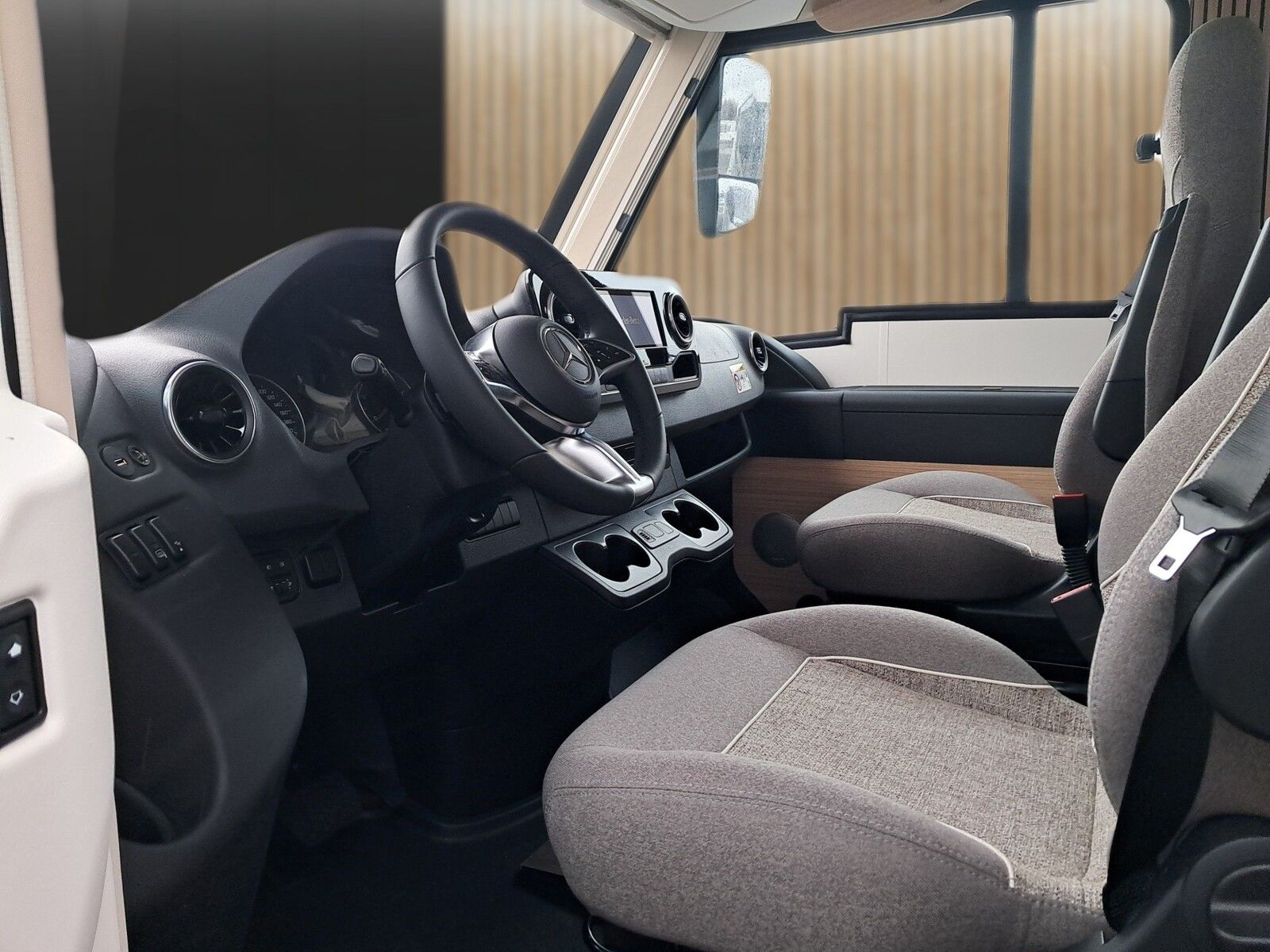 Fahrzeugabbildung Malibu I 450 RB LE comfort Navigation, RFK, TV
