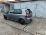 Volkswagen Golf V R32 - Volkswagen: R32