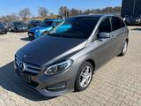Mercedes-Benz B 200d Score Autom, Navi,Bi-Xenon,8-fach,AHK,EU6 - Mercedes-Benz 6x6