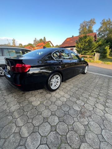 BMW 520d xDrive A -