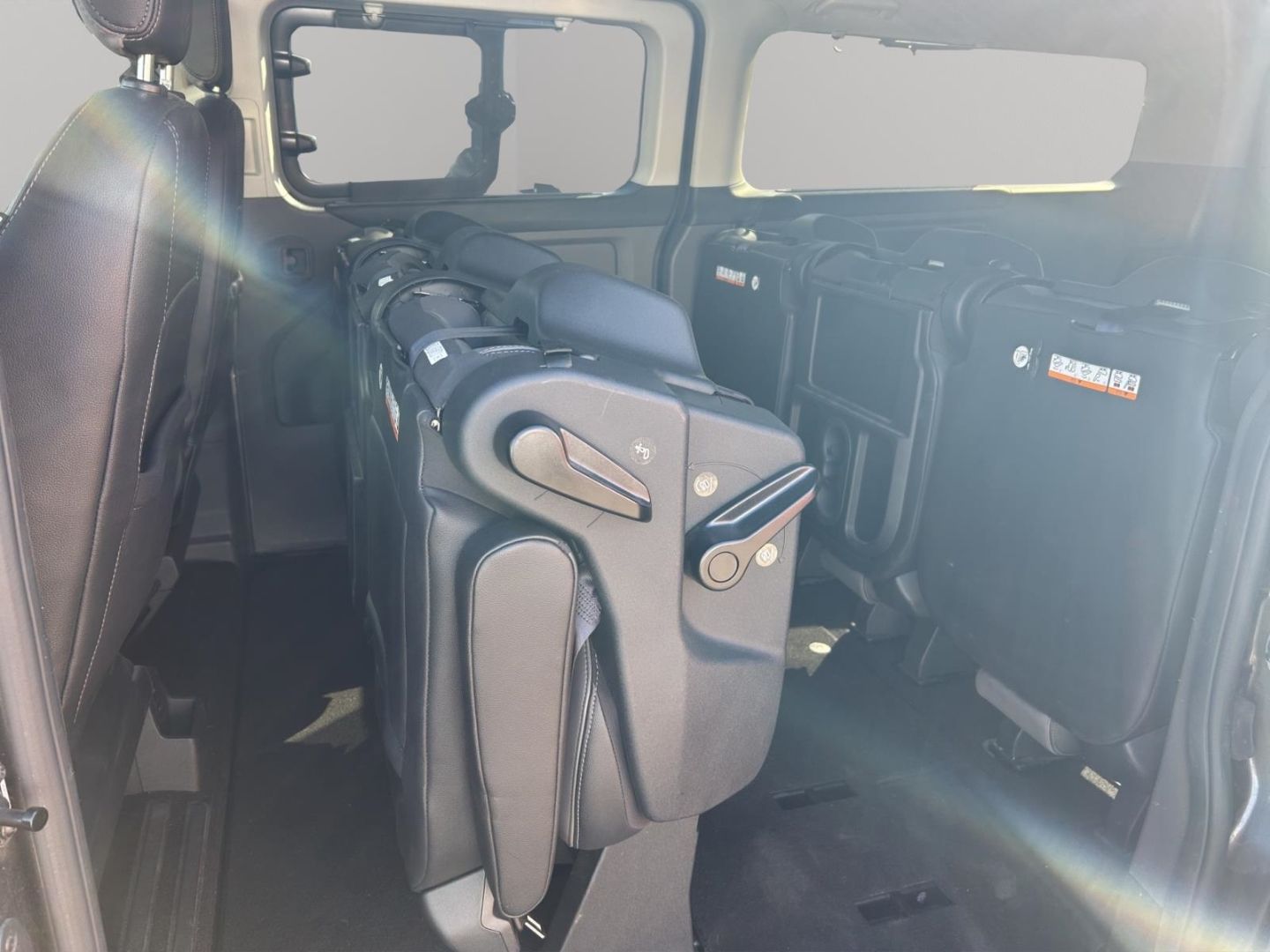 Fahrzeugabbildung Ford Tourneo Custom Kombi 320 L2 Titanium X