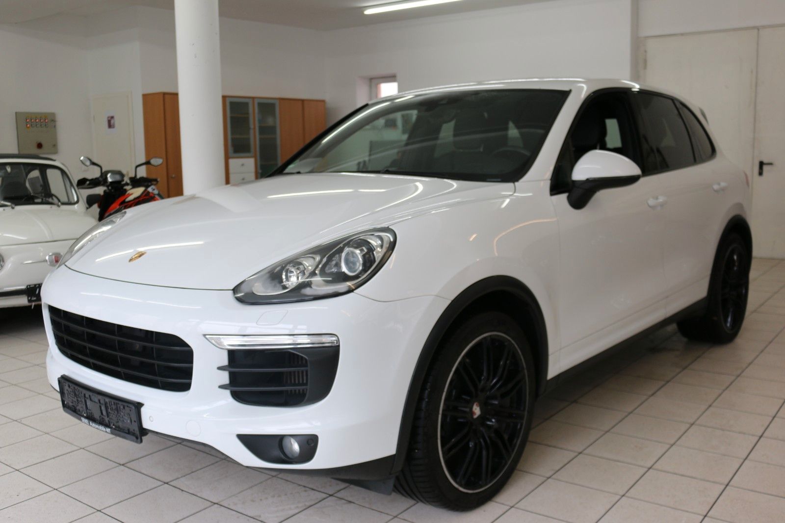 PORSCHE Cayenne