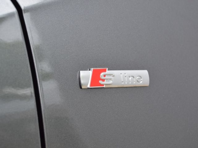 Q2 35 TFSI S-tronic S line MATRIX/INTERIEUR+KOMF