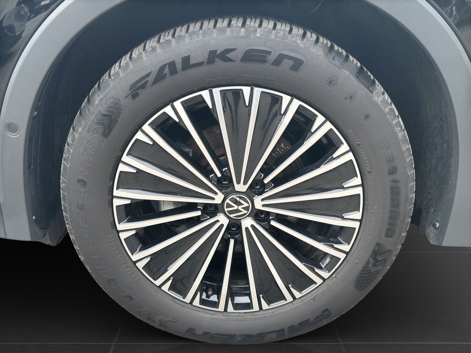 Volkswagen Tiguan - Bild 7