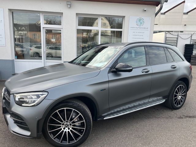 Mercedes-Benz GLC 300 de 4Matic 9G-TRONIC *AMG Line*