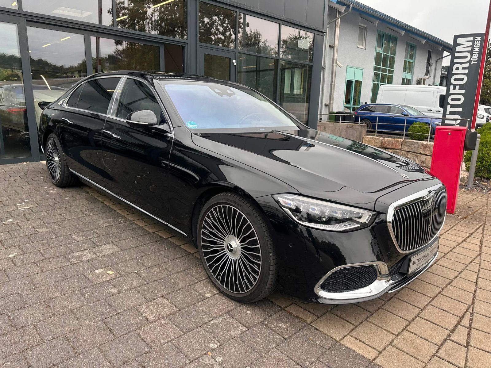 Fahrzeugabbildung Mercedes-Benz S 580 4 matic Maybach *PANO*TV*KLAPPTISCH*STANDH