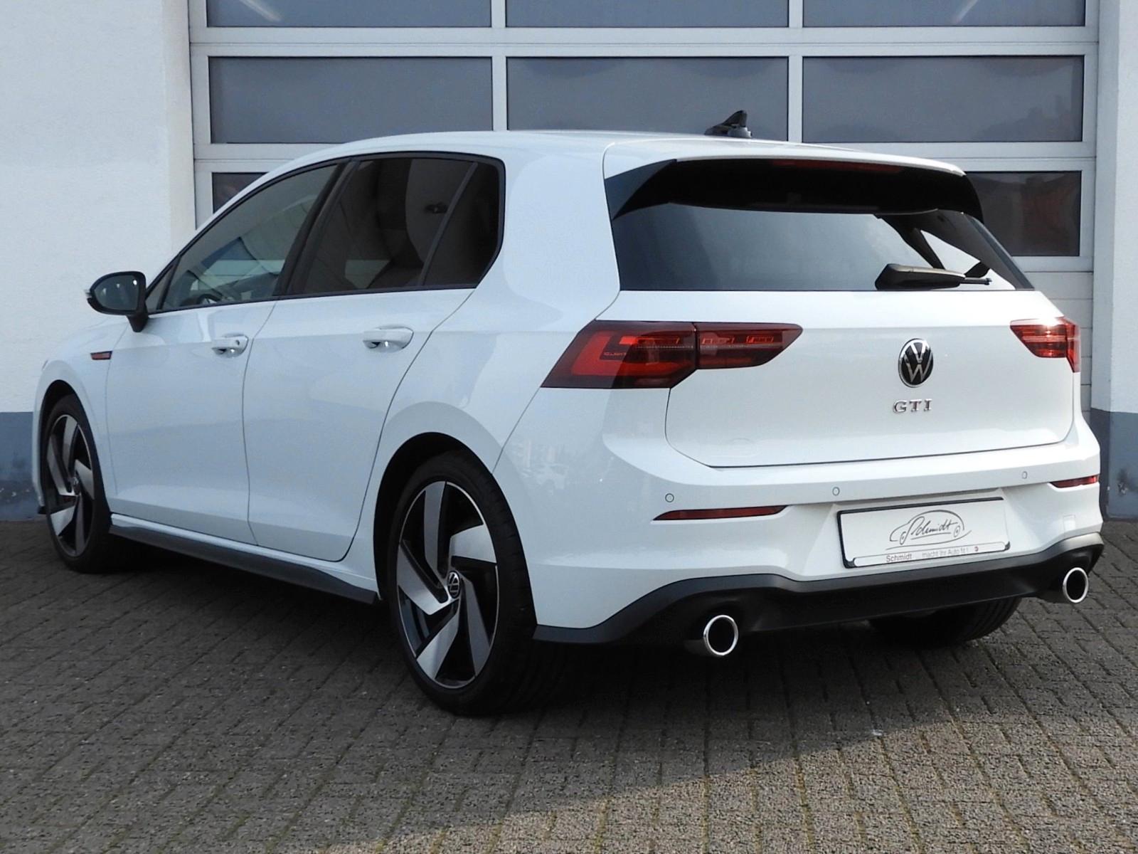 Volkswagen Golf GTI Matrix-LED HeadUp DCC