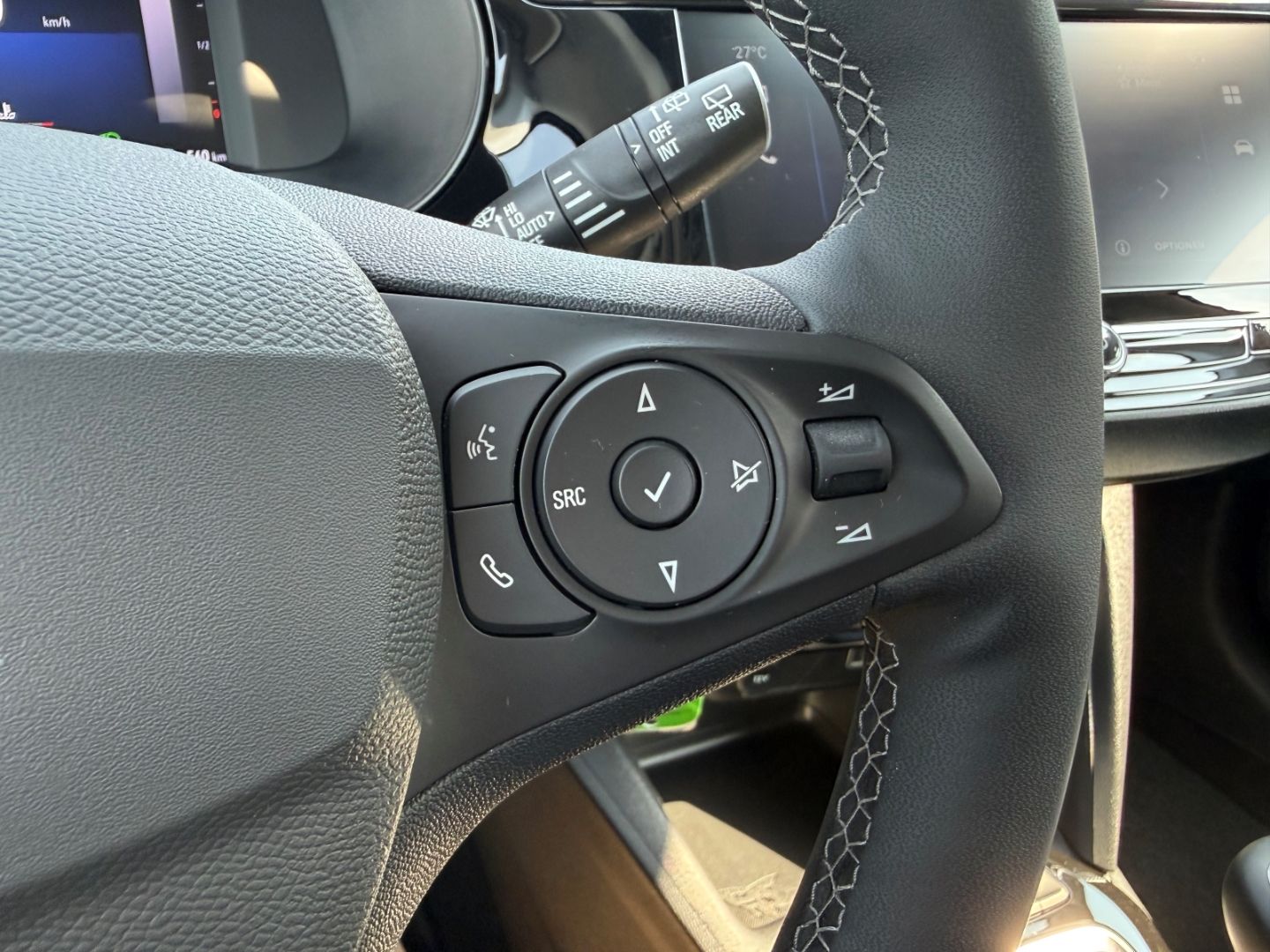 Fahrzeugabbildung Opel Corsa F Edition mit SHZ+LHZ+Kamera