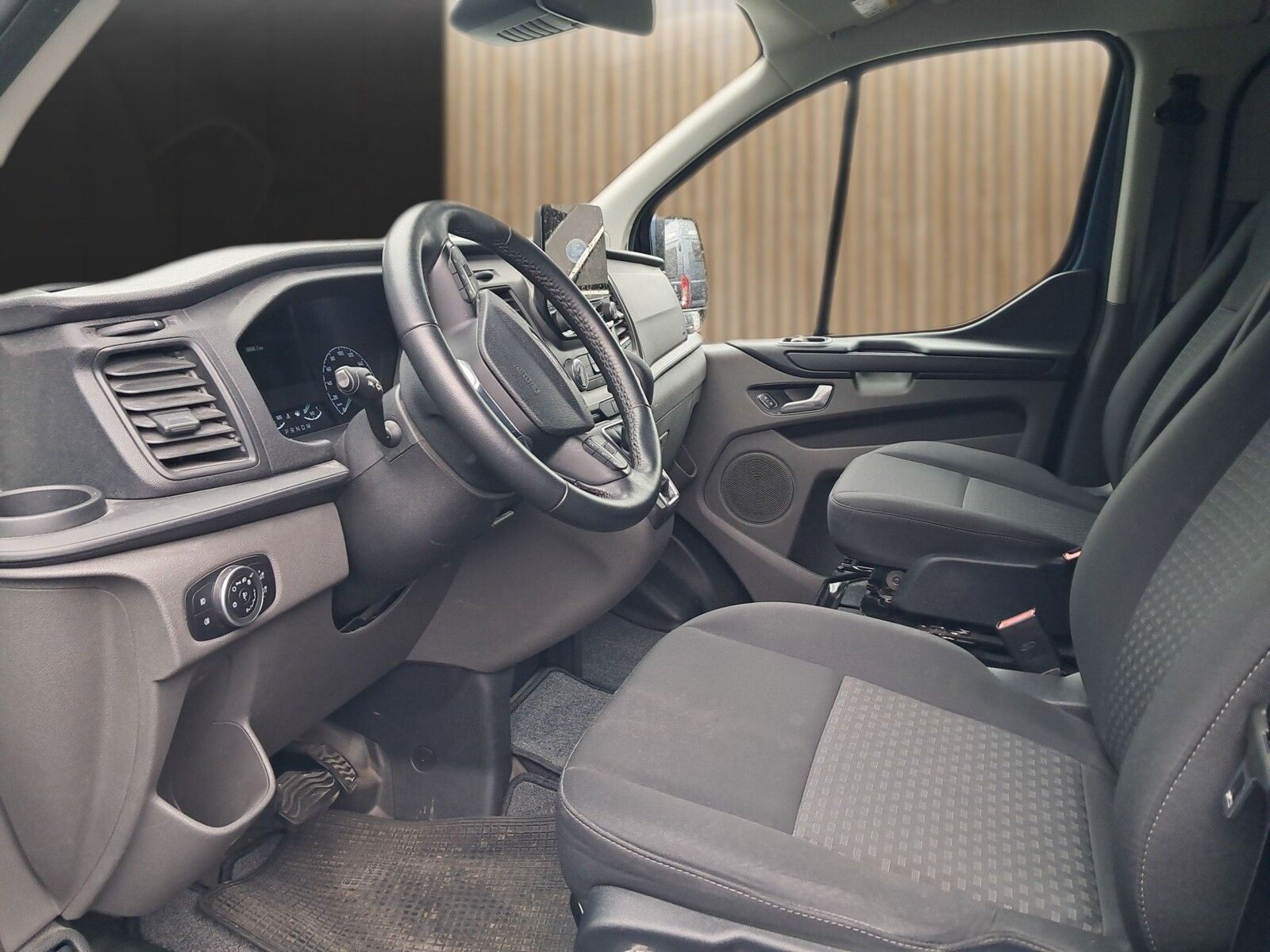 Fahrzeugabbildung Ford Nugget Aufstelldach
