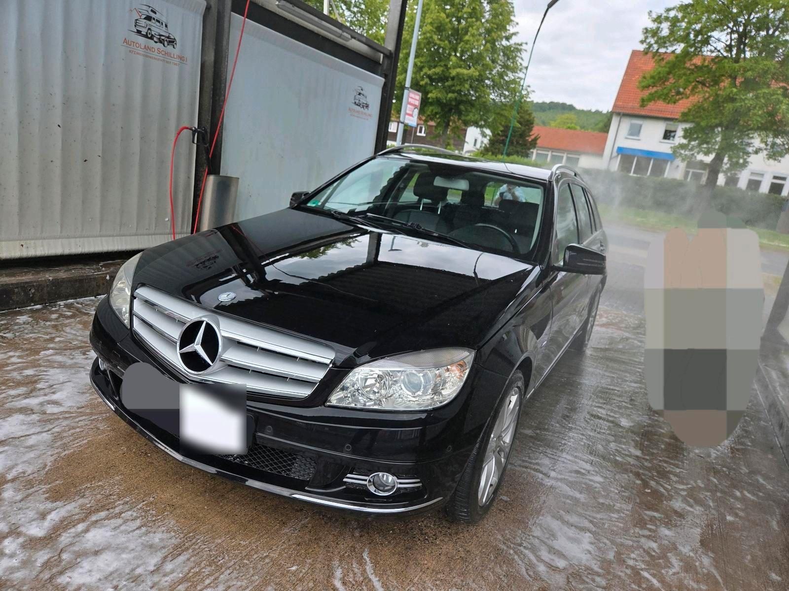 Mercedes-Benz C220 2010 — engine 170 HP (125kW)