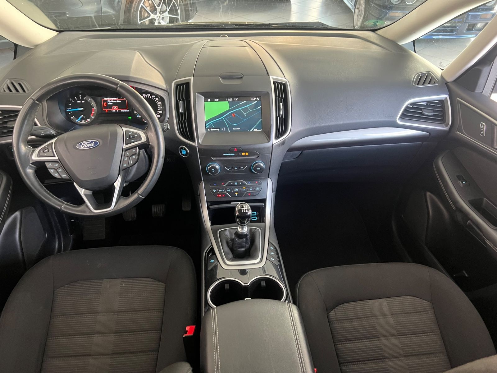 Fahrzeugabbildung Ford Galaxy Business 2.0 TDCI * 7.Sitzer * NAVI *