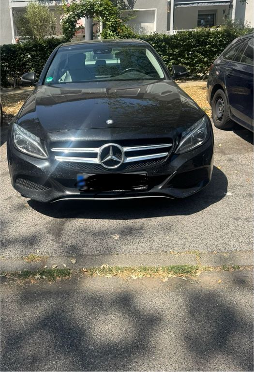 Image of Mercedes-Benz C 220