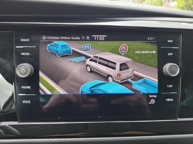 T6.1 MULTIVAN 2.0 TDI GENERATION SIX+AZV+CAM+LED