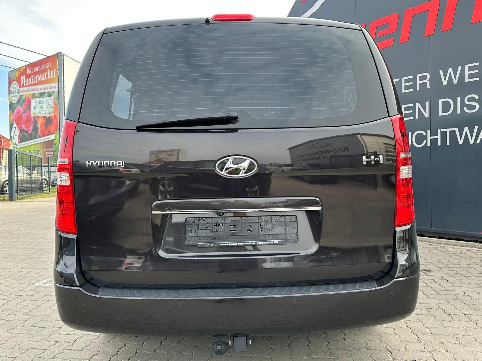 Hyundai H-1 Travel Navi BT Temp AHK Sitzhzg Dach
