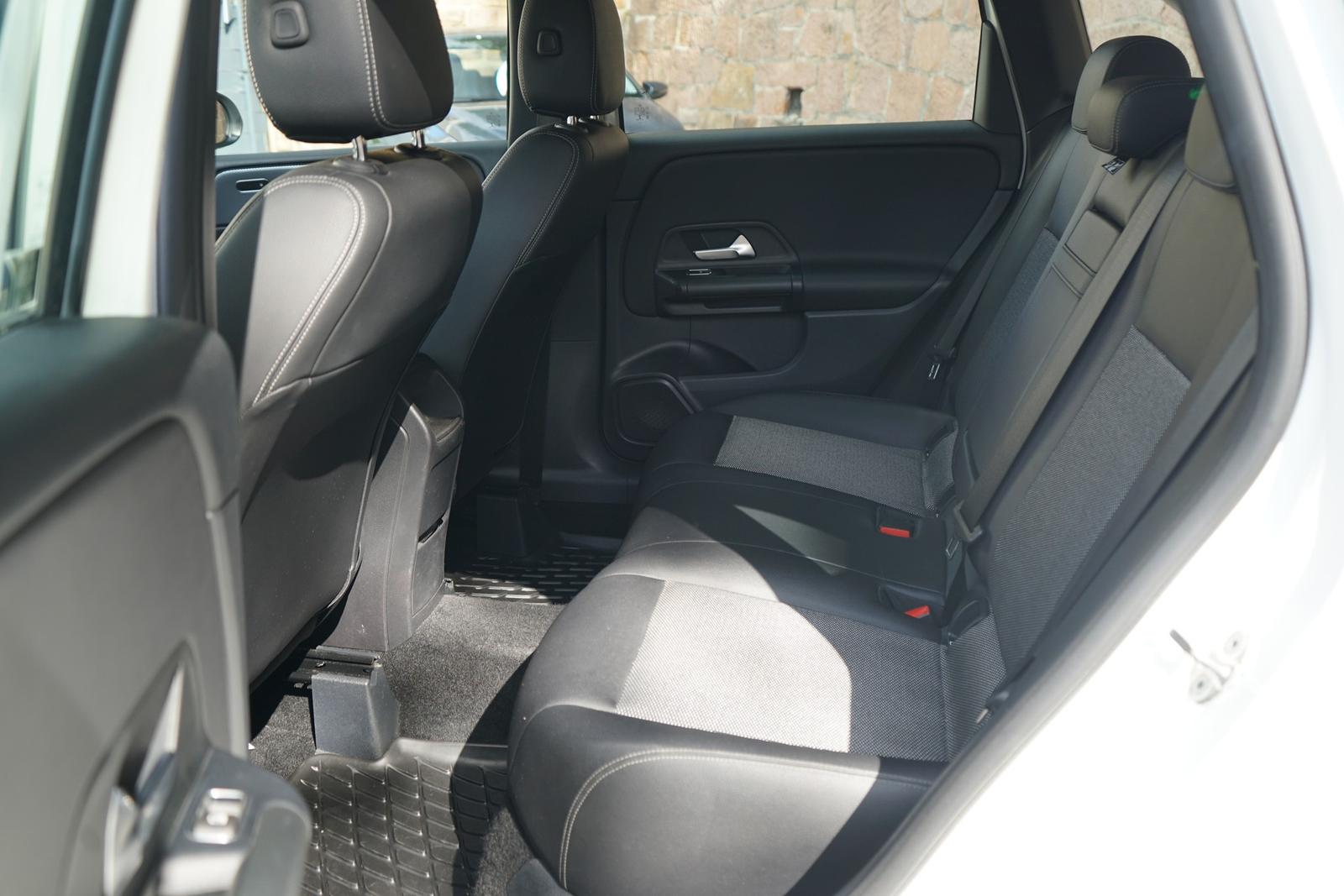 Mercedes-Benz B200 7G-DCT LED Tempomat Sitzheizung Teilleder