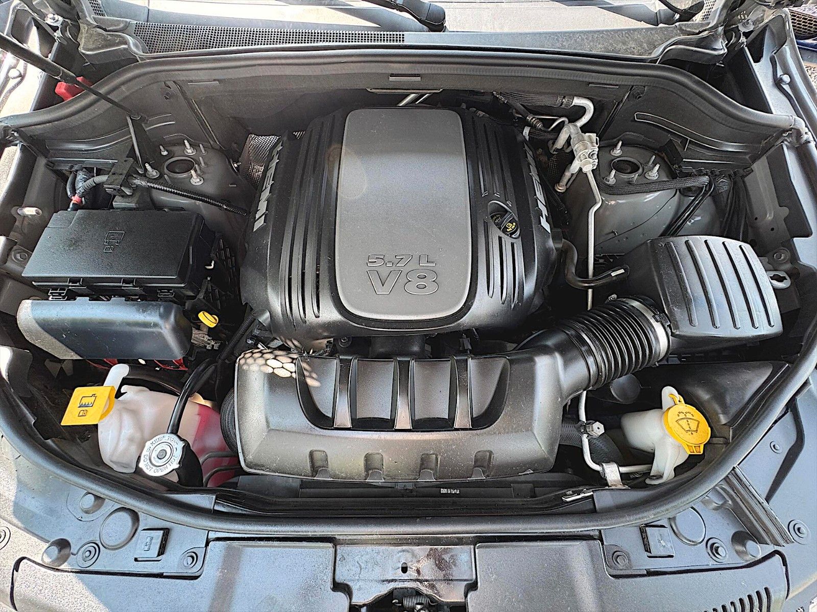 Fahrzeugabbildung Dodge Durango 5.7 V8 R/T 4x4 Night-Paket Modell 22 LED