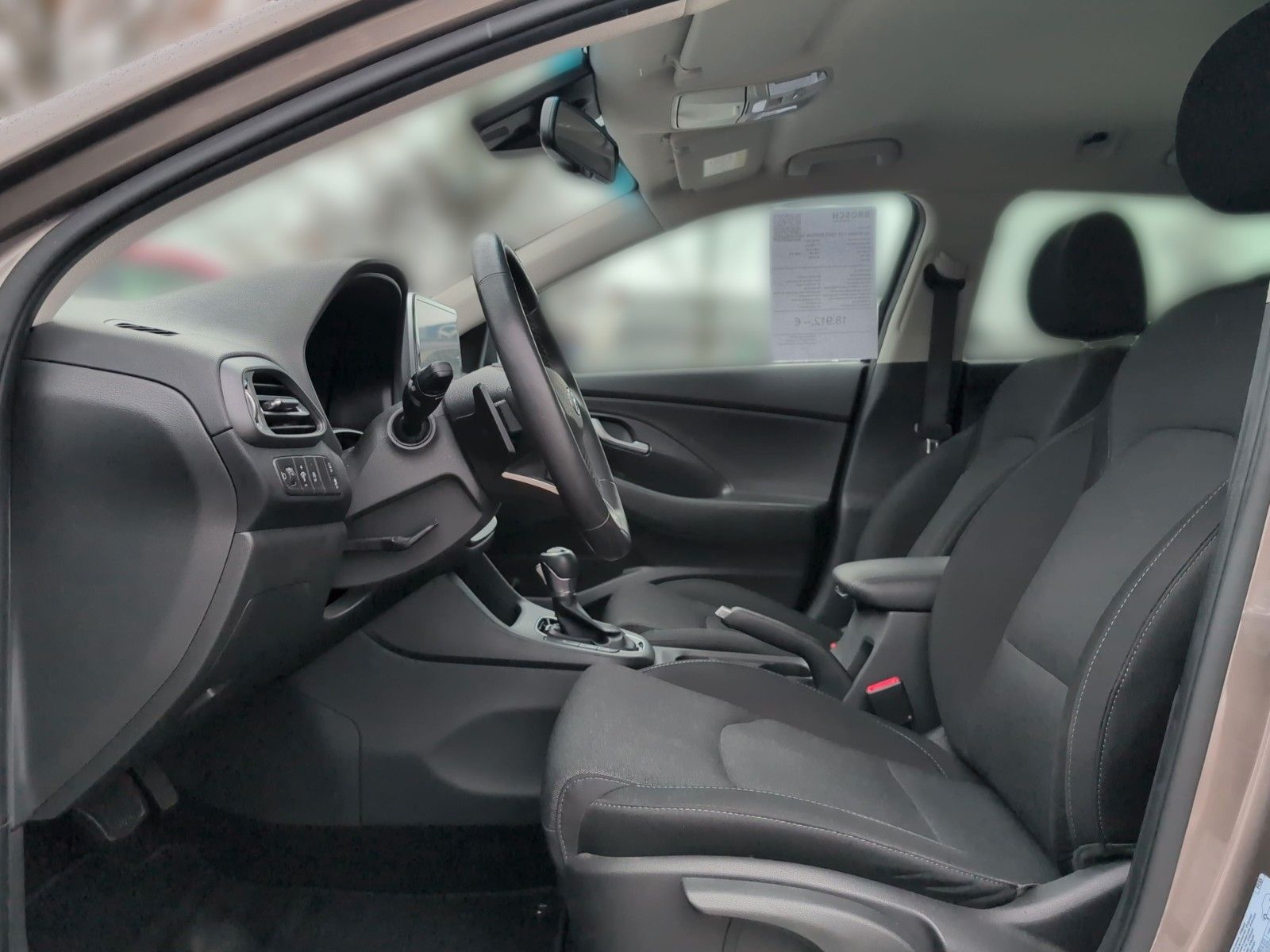 Fahrzeugabbildung Hyundai i30 KOMBI 1.5T 7DCT EDITION 30+ GARANTIE9/28 1HD