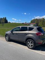 Ford Kuga 2,0 TDCi 2x4 103kW Individual 