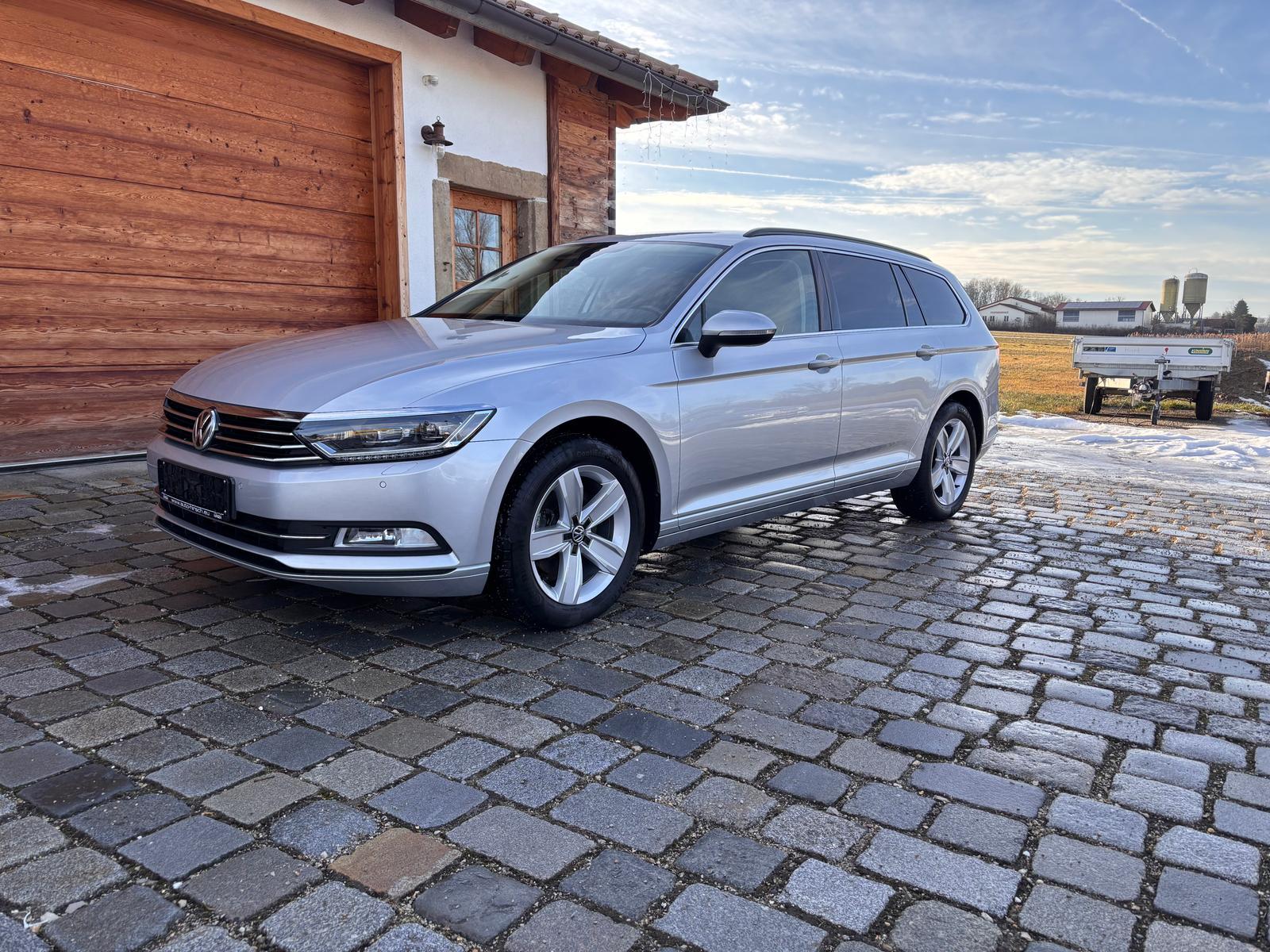 Volkswagen Passat Variant, ACC, ALS, RFK, AHK, Navi, APP