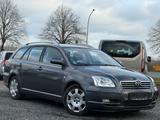 Toyota Avensis Kombi 2.0 D-4D Sol*1.Hand*Klimaautomatik