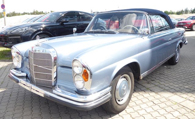 Mercedes-Benz 220 SEB Cabrio Werkscabrio W111