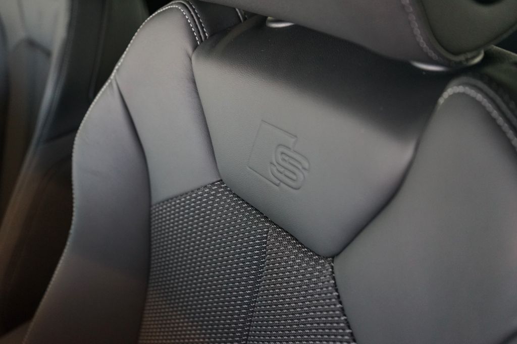 AUDI Q3 Sportback 40 TDI | 2x S line | Pano | SONOS AUDI Q3 Sportback 40 TDI | 2x S line | Pano | SONOS