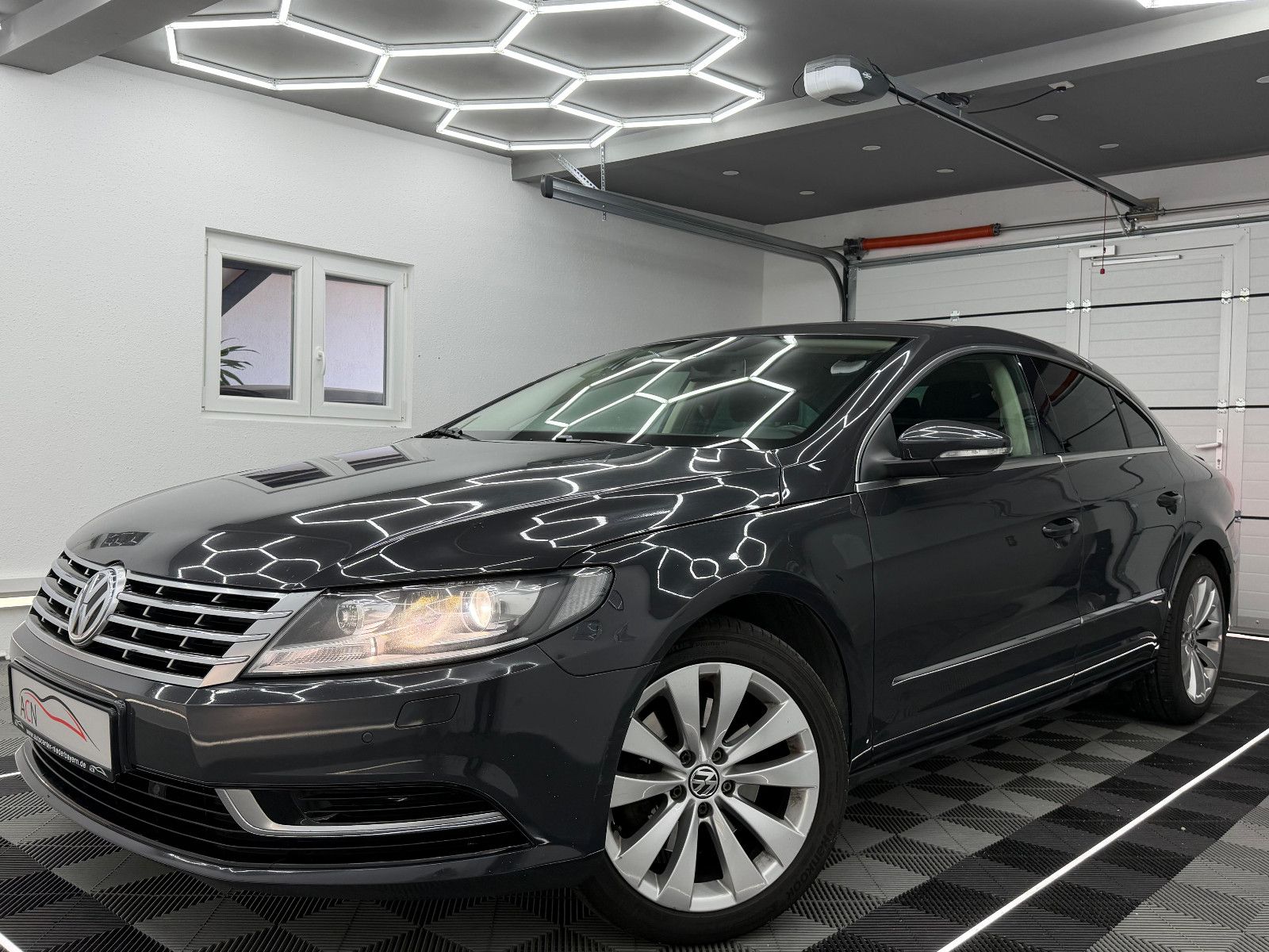 Fahrzeugabbildung Volkswagen CC 2.0 TDI NAVI/SHZG/TÜV 11.27/SCHECKHEFT