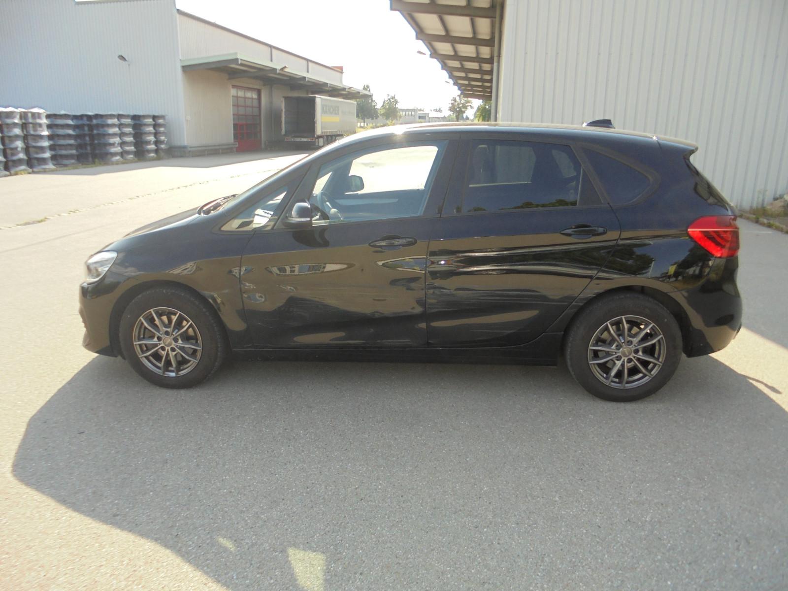 BMW 218i Active Tourer Advantage Aut. ~ 44.000 Km ~